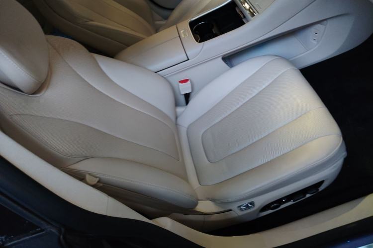 Used Hima Luxeed S7 2024 Ultra Four-Wheel Drive Flagship Edition Right Front Seat