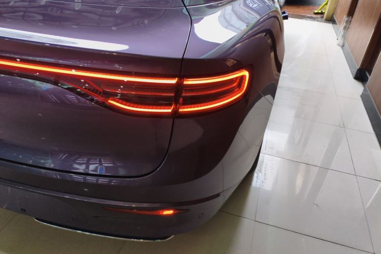 Used Hima Luxeed S7 2024 Pro Rear-Drive Long-Range Version Right Rear Taillight