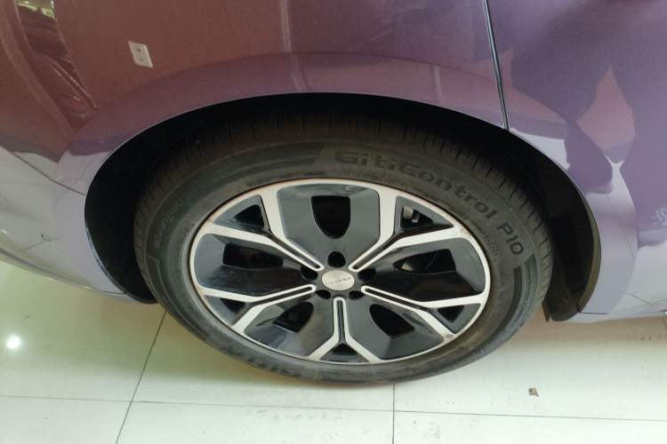 Used Hima Luxeed S7 2024 Pro Rear-Drive Long-Range Version Right Rear Wheel Hub