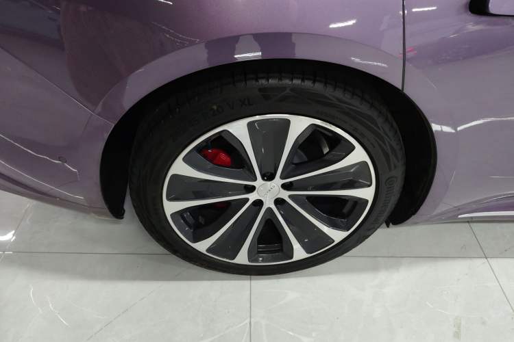 Used Hima Luxeed S7 2024 Ultra Four-Wheel Drive Flagship Edition Right Rear Wheel Hub