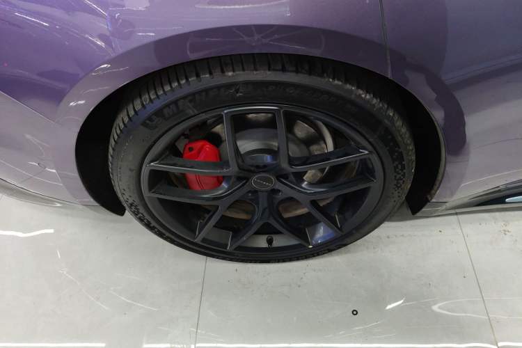 Used Hima Luxeed S7 2024 Ultra Four-Wheel Drive Flagship Edition Right Rear Wheel Hub
