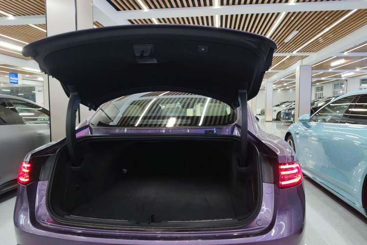 Used Hima Luxeed S7 2024 Ultra Four-Wheel Drive Flagship Edition Trunk