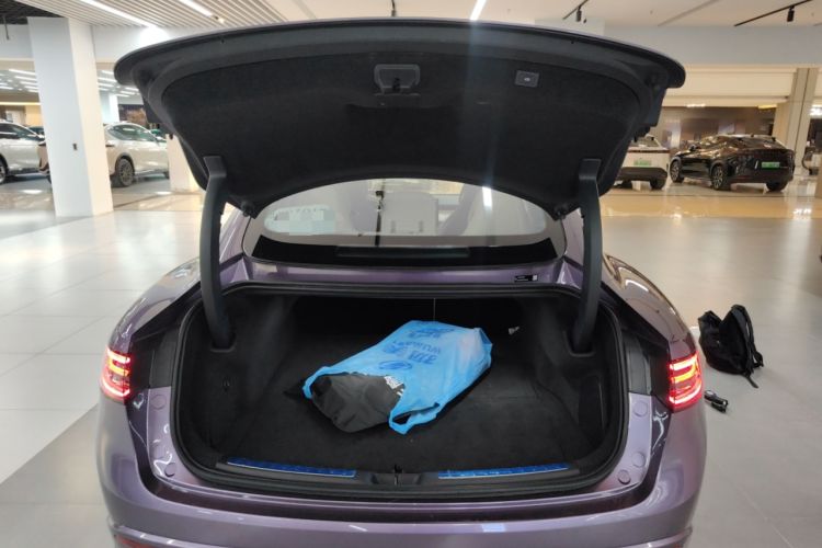 Used Hima Luxeed S7 2024 Ultra Four-Wheel Drive Flagship Edition Trunk