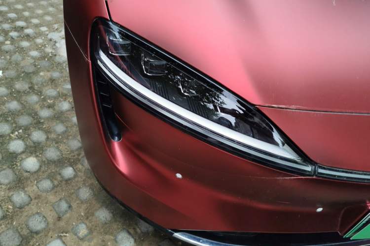 Used Hima Luxeed S7 2024 Max Rear-Drive Long-Range Intelligent Driving Version Right Front Headlight