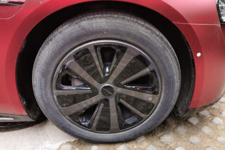 Used Hima Luxeed S7 2024 Max Rear-Drive Long-Range Intelligent Driving Version Right Front Wheel Hub