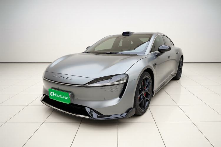 Hima Luxeed S7 2024 Max RS Four-Wheel-Drive Performance Edition