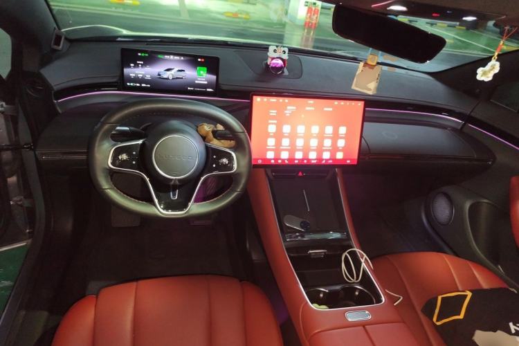 Used Hima Luxeed S7 2024 Max Rear-Drive Long-Range Intelligent Driving Version Center Console