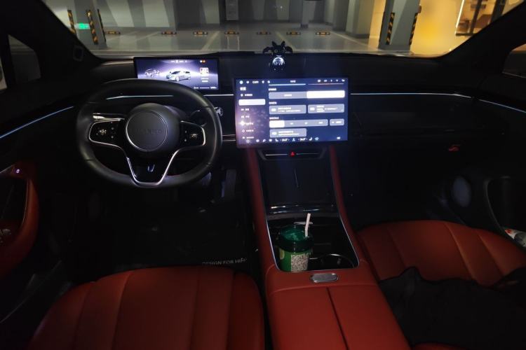 Used Hima Luxeed S7 2024 Max Rear-Drive Long-Range Intelligent Driving Version Center Console