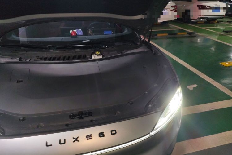 Used Hima Luxeed S7 2024 Max Rear-Drive Long-Range Intelligent Driving Version Engine Bay Left