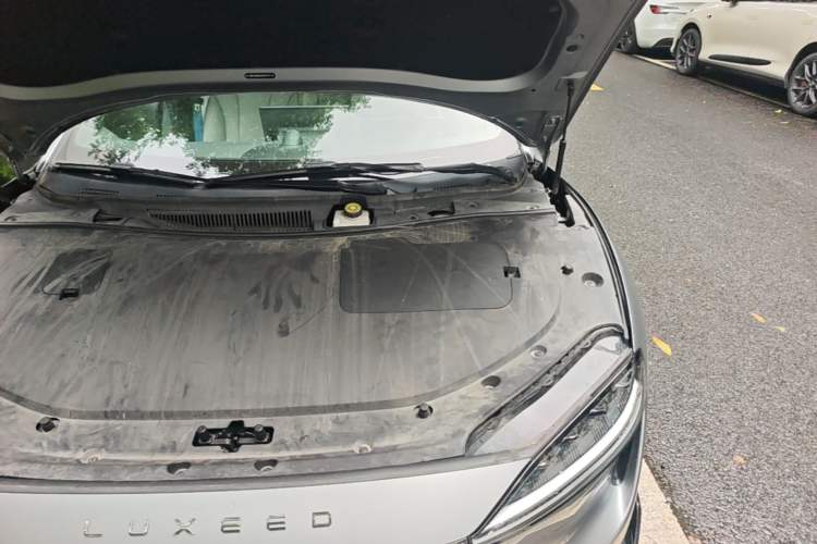 Used Hima Luxeed S7 2024 Max RS Engine Bay Left