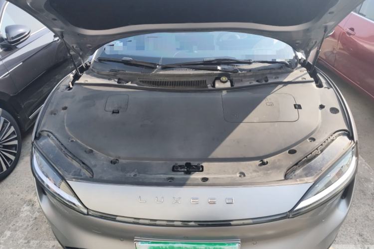 Used Hima Luxeed S7 2024 Max+ Rear-Drive Ultra-Range Intelligent Driving Edition Engine Bay