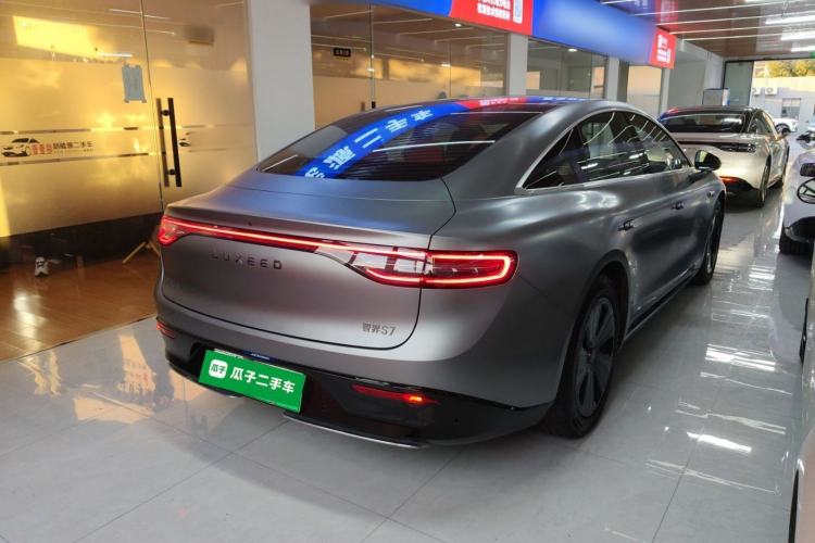 Used Hima Luxeed S7 2024 Max Rear-Drive Long-Range Intelligent Driving Version Exterior 5