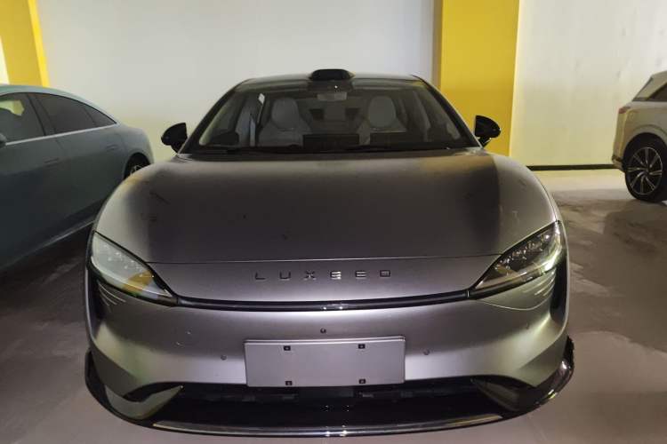 Used Hima Luxeed S7 2024 Max RS Four-Wheel-Drive Performance Edition Front