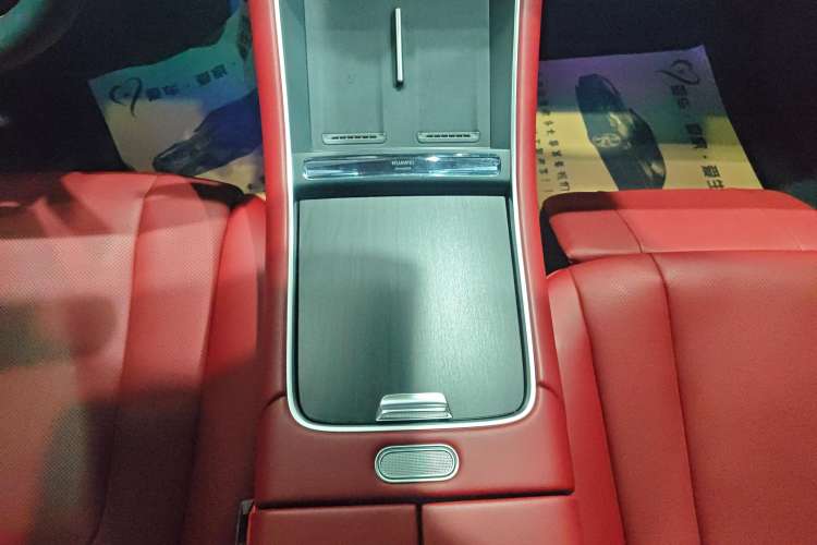 Used Hima Luxeed S7 2024 Max Rear-Drive Long-Range Intelligent Driving Version Gear Lever