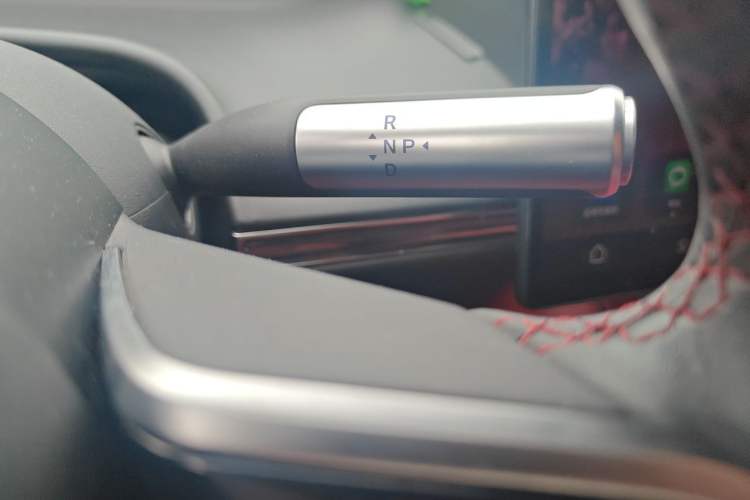Used Hima Luxeed S7 2024 Max Gear Lever