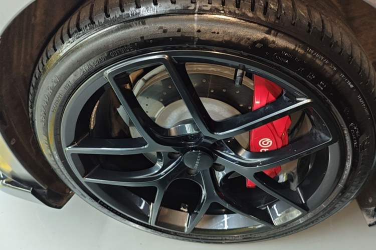 Used Hima Luxeed S7 2024 Max RS Four-Wheel-Drive Performance Edition Left Front Wheel Hub