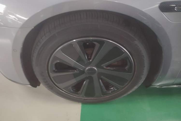 Used Hima Luxeed S7 2024 Pro Model Left Front Wheel Hub