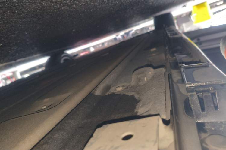 Used Hima Luxeed S7 2024 Pro Rear-Drive Long-Range Version Left Side Sill