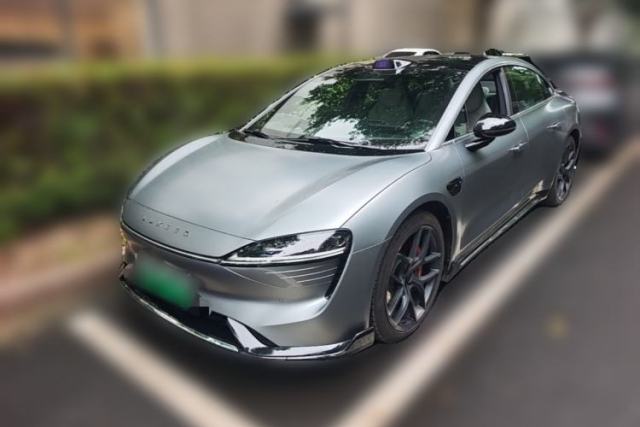 Ojetý Hima Luxeed S7 2024 Max RS