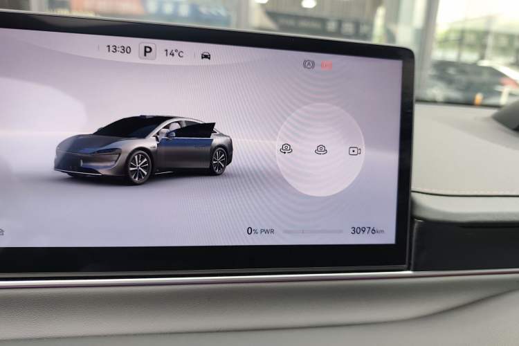 Used Hima Luxeed S7 2024 Max Rear-Drive Long-Range Intelligent Driving Version Odometer Close Up