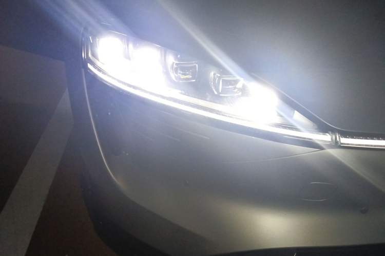 Used Hima Luxeed S7 2024 Max RS Right Front Headlight