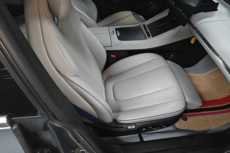 Used Hima Luxeed S7 2024 Max RS Right Front Seat