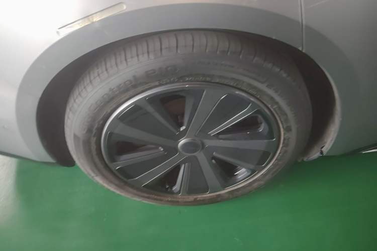 Used Hima Luxeed S7 2024 Pro Model Right Rear Wheel Hub