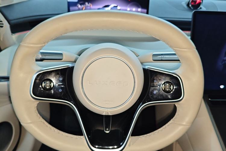 Used Hima Luxeed S7 2024 Max RS Four-Wheel-Drive Performance Edition Steering Wheel