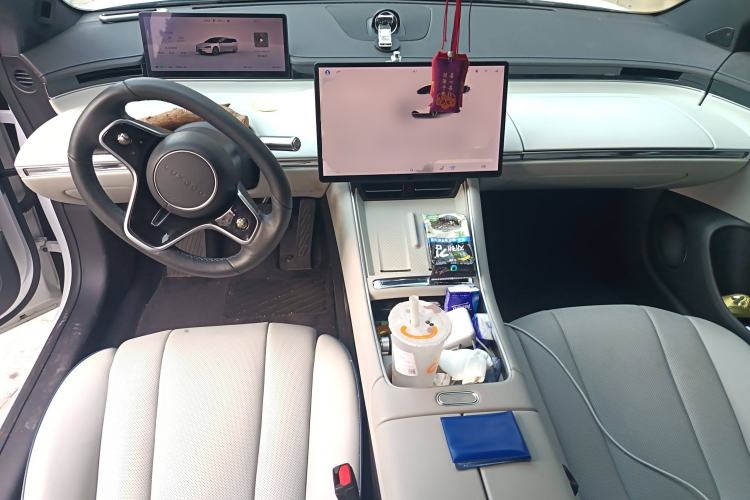 Used Hima Luxeed S7 2024 Max+ Rear-Drive Ultra-Range Intelligent Driving Edition Center Console
