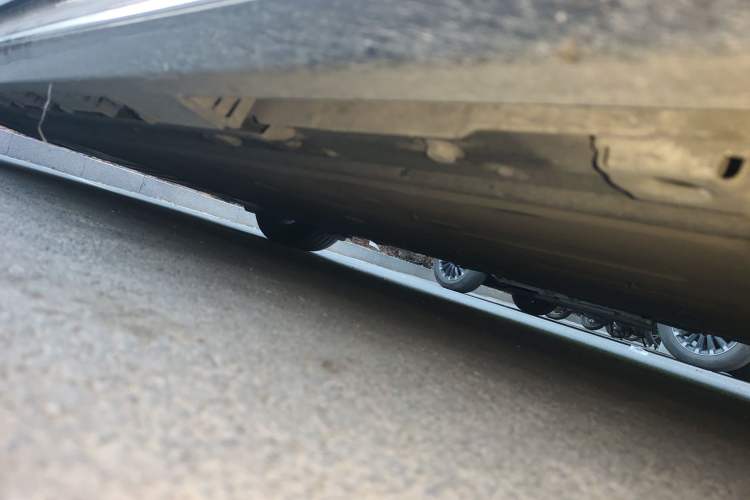 Used Hima Luxeed S7 2024 Max Chassis Front Right