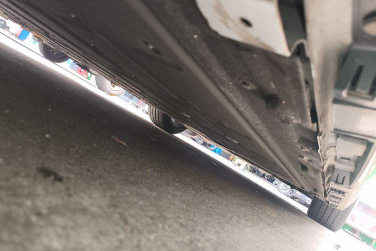Used Hima Luxeed S7 2024 Max Chassis Rear Right