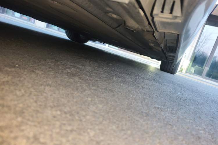 Used Hima Luxeed S7 2024 Max Chassis Rear Right