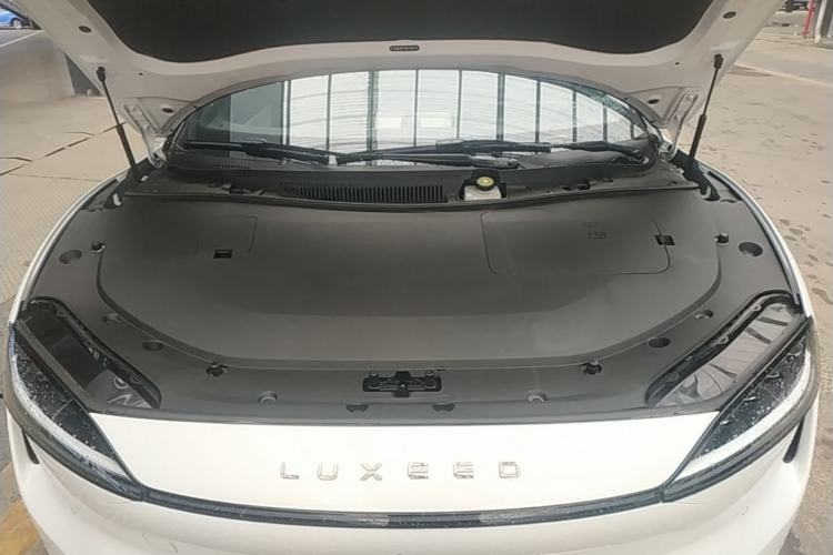 Used Hima Luxeed S7 2024 Max Engine Bay