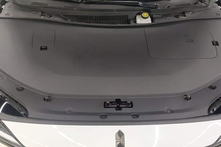 Used Hima Luxeed S7 2024 Pro Rear-Drive Long-Range Version Engine Bay