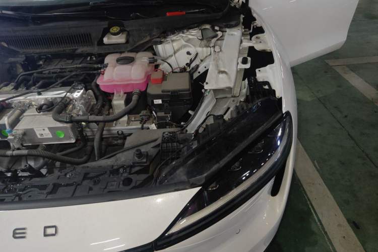 Used Hima Luxeed S7 2024 Pro Model Engine Bay Left
