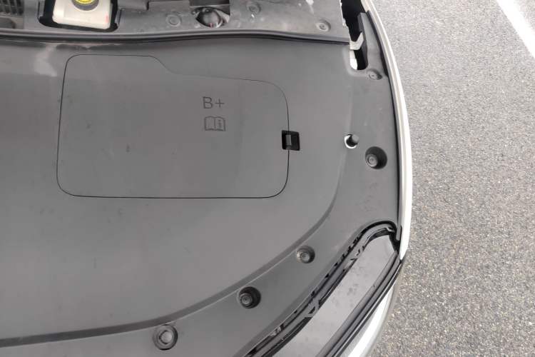 Used Hima Luxeed S7 2024 Max Rear-Drive Long-Range Intelligent Driving Version Engine Bay Left