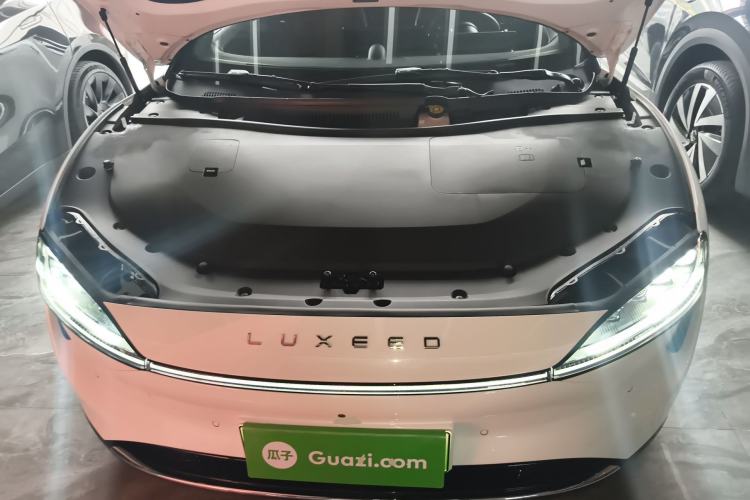 Used Hima Luxeed S7 2024 Max Rear-Drive Long-Range Intelligent Driving Version Engine Bay