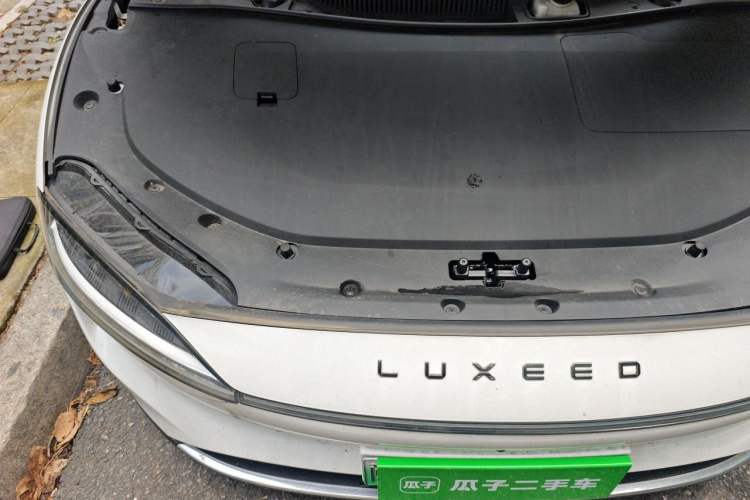 Used Hima Luxeed S7 2024 Max Engine Bay Right