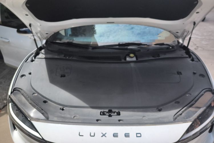 Used Hima Luxeed S7 2024 Max Rear-Drive Long-Range Intelligent Driving Version Engine Bay