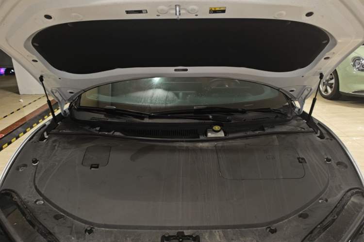 Used Hima Luxeed S7 2024 Max RS Engine Bay