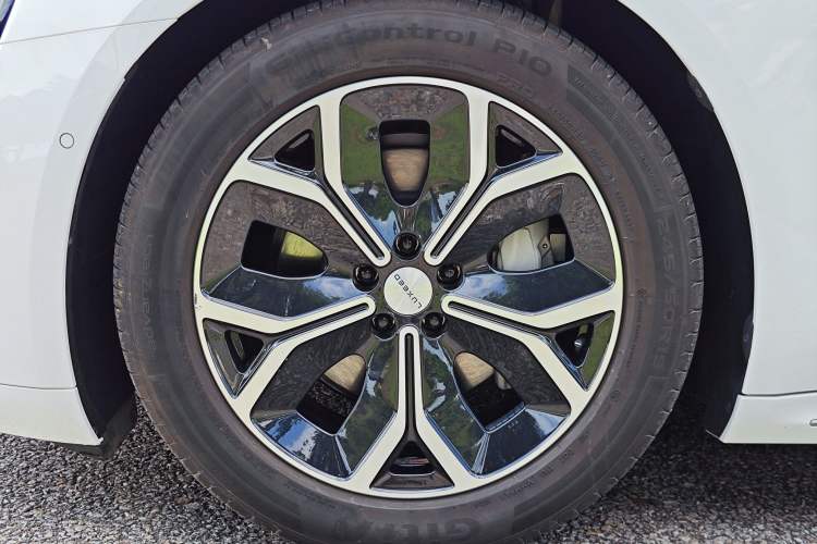 Used Hima Luxeed S7 2024 Max+ Rear-Drive Ultra-Range Intelligent Driving Edition Exterior 4
