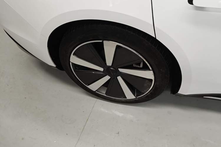 Used Hima Luxeed S7 2024 Max RS Exterior 5