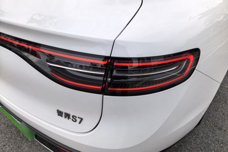 Used Hima Luxeed S7 2024 Max Rear-Drive Long-Range Intelligent Driving Version Exterior 9