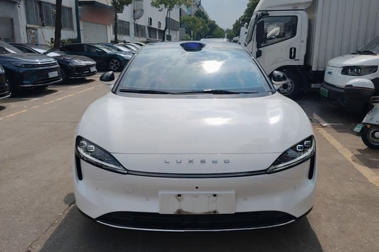 Used Hima Luxeed S7 2024 Max Rear-Drive Long-Range Intelligent Driving Version Front