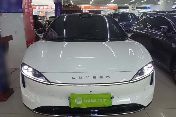 Used Hima Luxeed S7 2024 Max Front