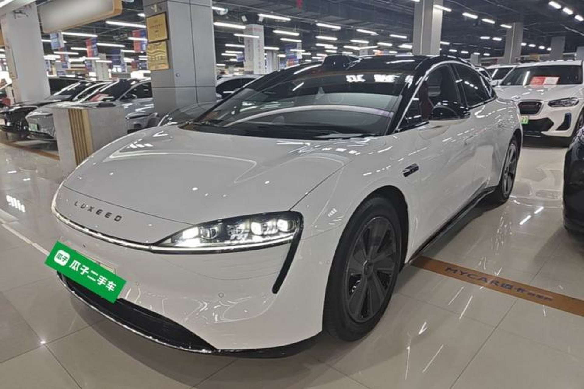 Used Hima Luxeed S7 2024 Max Rear-Drive Long-Range Intelligent Driving Version Front Left 45 Deg