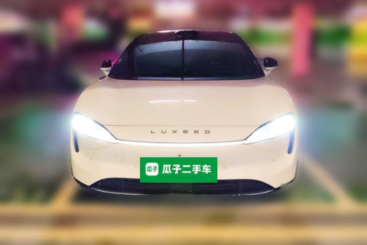 Used Hima Luxeed S7 2024 Max Front