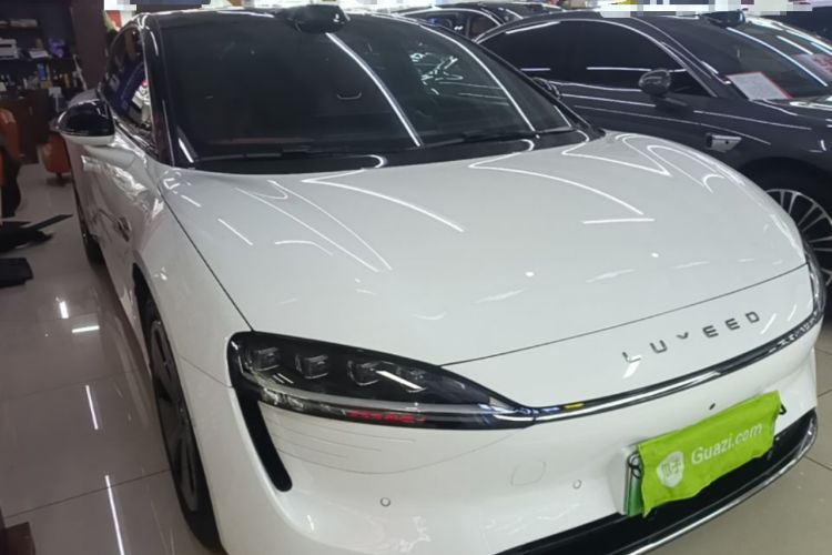 Used Hima Luxeed S7 2024 Max Front Right 45 Deg