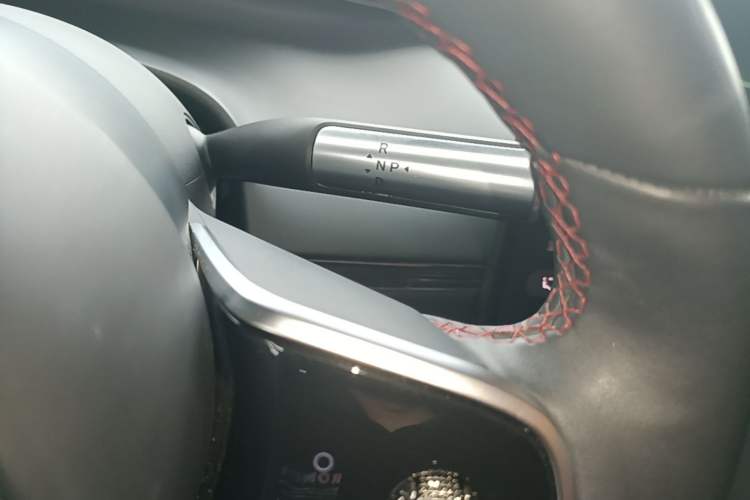 Used Hima Luxeed S7 2024 Max RS Four-Wheel-Drive Performance Edition Gear Lever