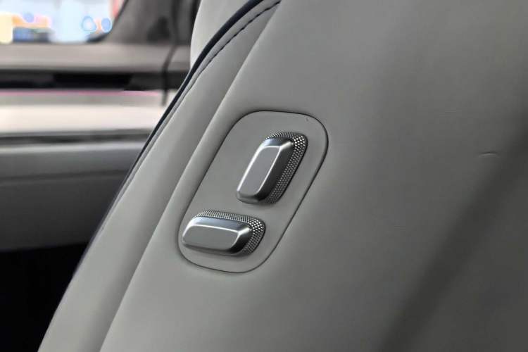 Used Hima Luxeed S7 2024 Max+ Rear-Drive Ultra-Range Intelligent Driving Edition Interior 1